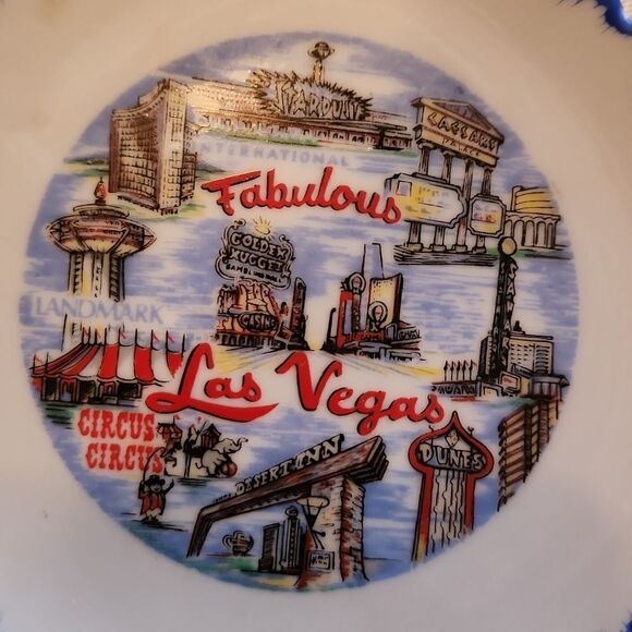 Fabulous Las Vegas vintage souvenir plate. - Picture 2 of 5